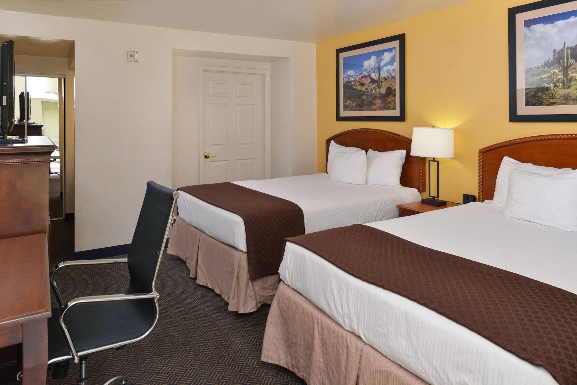 Surestay Plus Hotel By Best Western Tempe University Extérieur photo