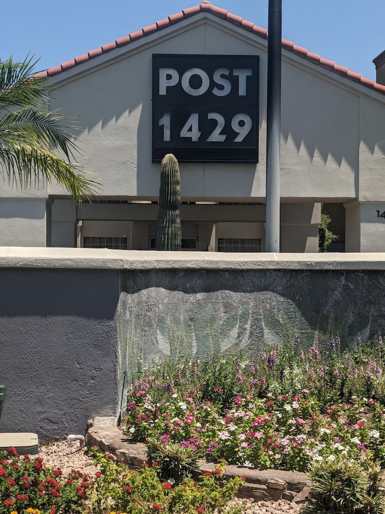 Surestay Plus Hotel By Best Western Tempe University Extérieur photo