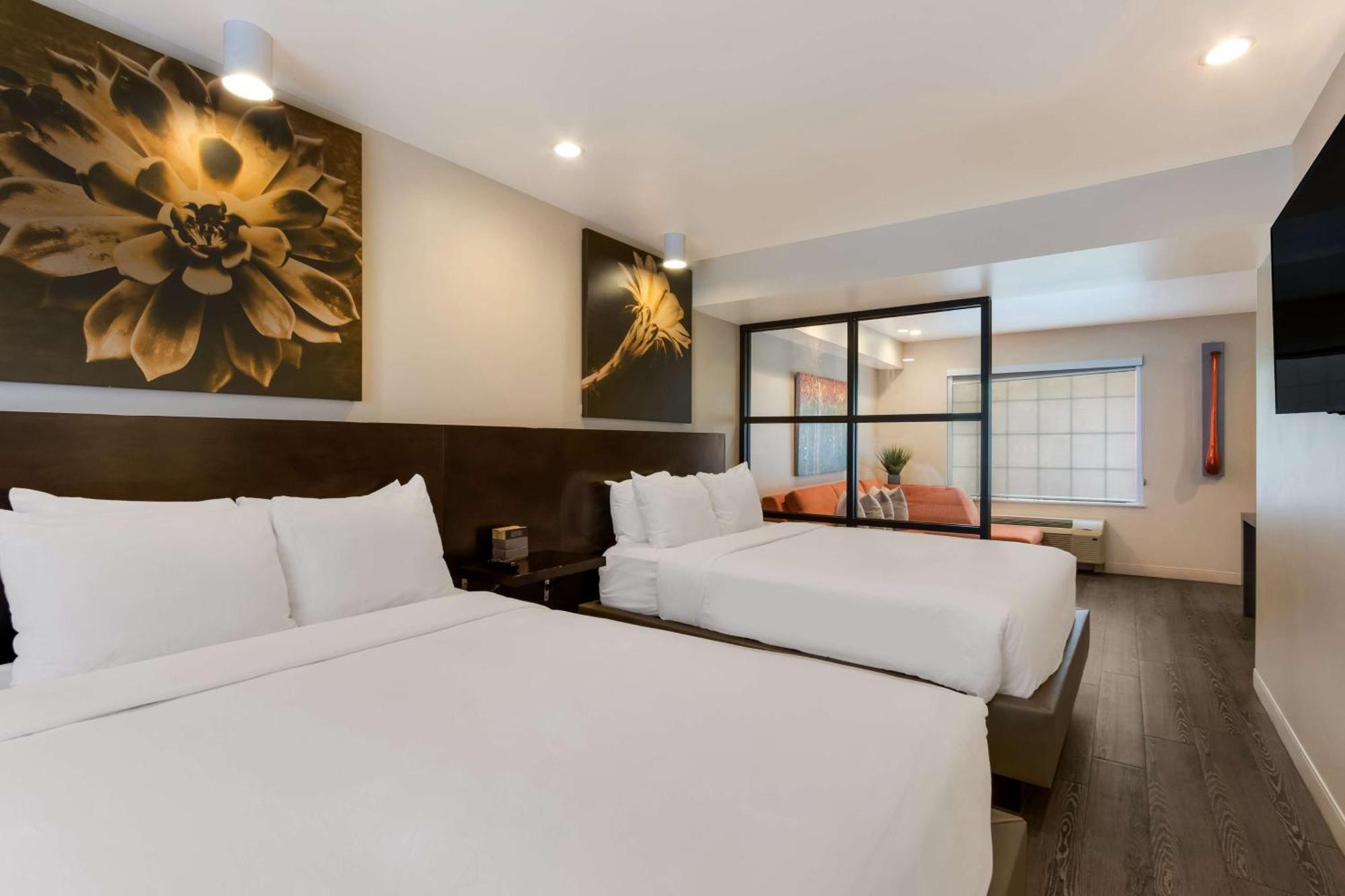 Surestay Plus Hotel By Best Western Tempe University Extérieur photo